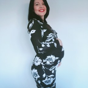 25 weeks pregnant